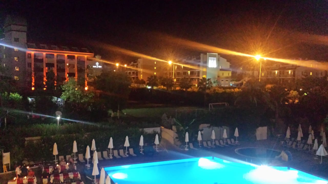 Ausblick bei Nacht Hane Family Resort