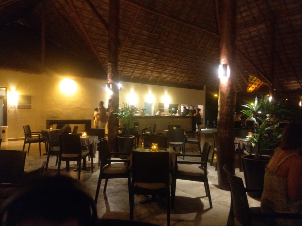 Lobby Akumal Bay Beach & Wellness Resort