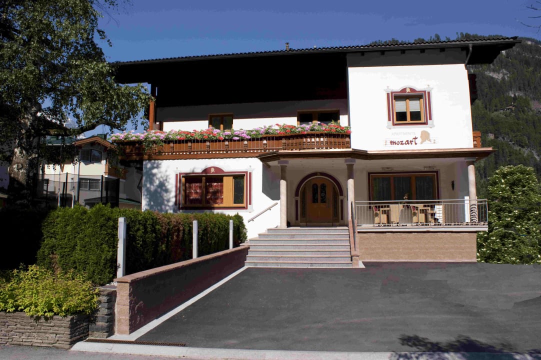 Apartment Mozart im Sommer Apartments Mozart