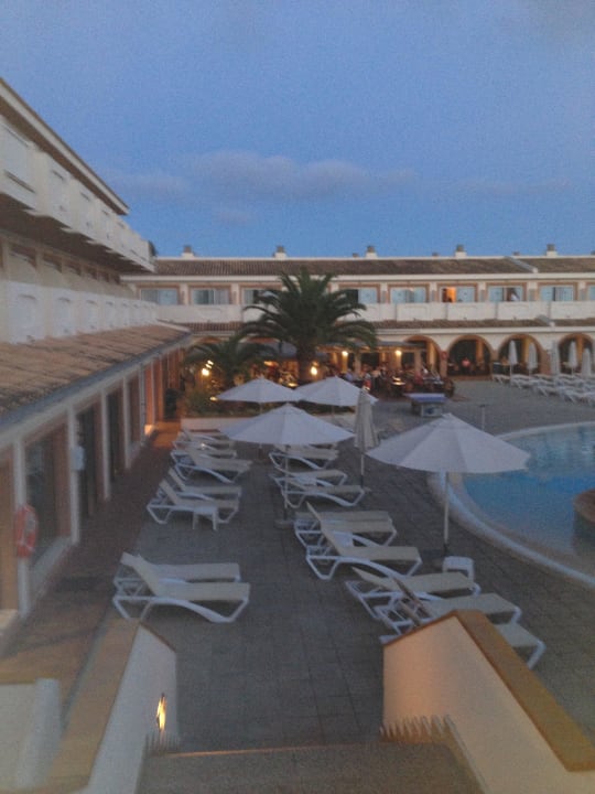 Weg zur pizzeria blau punta reina