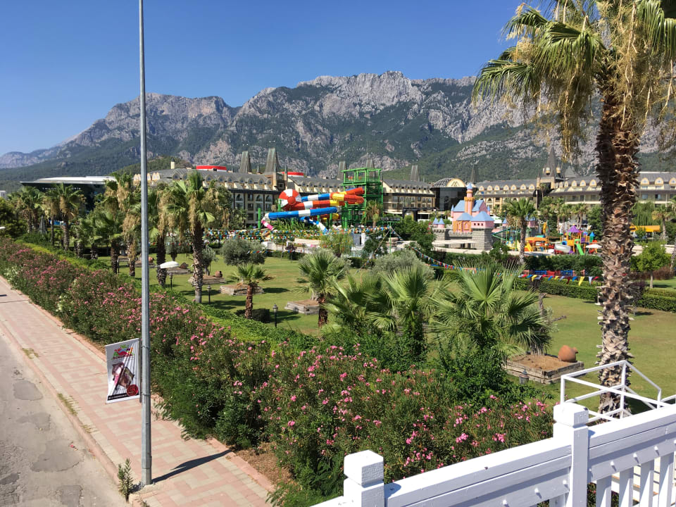 Gartenanlage Crystal Prestige Elite