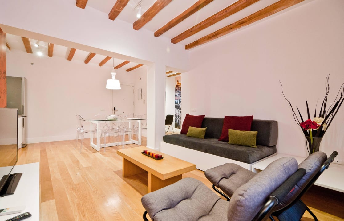 Two-Bedroom Apartment with Two Bathrooms Madrid SmartRentals Chueca