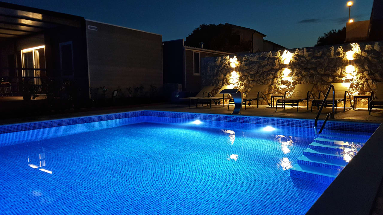 Pool Pension Gasthaus Villa Anka