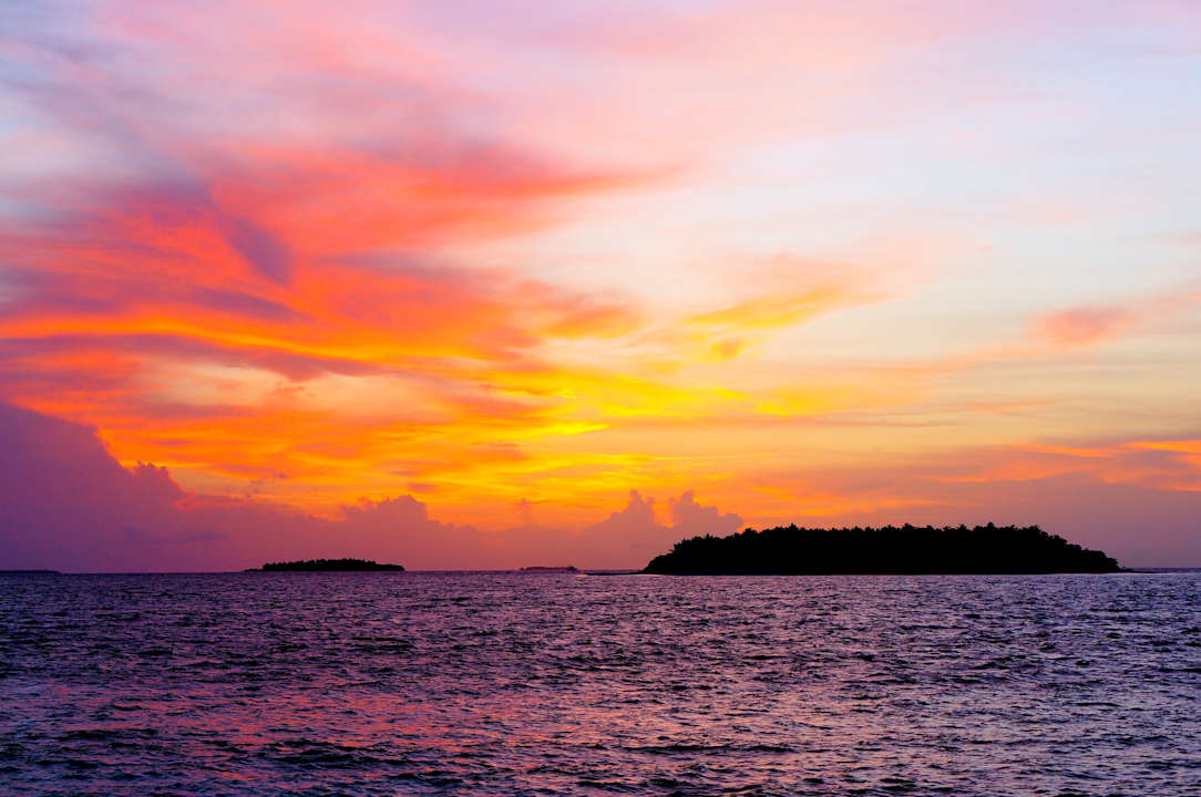 Sunset NH Collection Maldives Reethi Resort