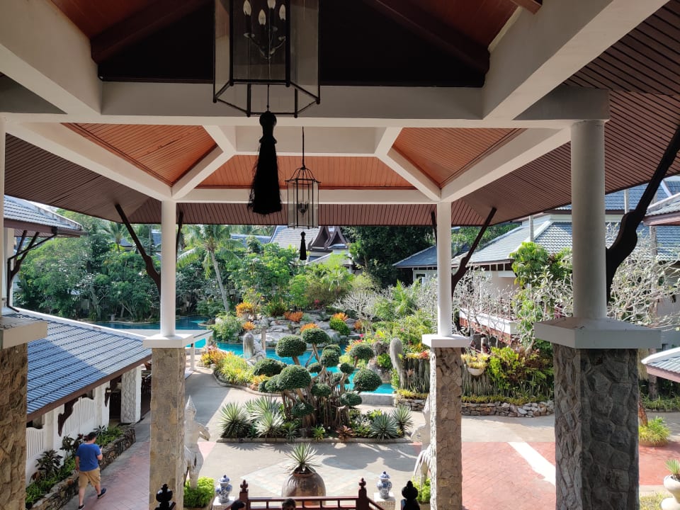 Gartenanlage Thavorn Beach Village Resort & Spa