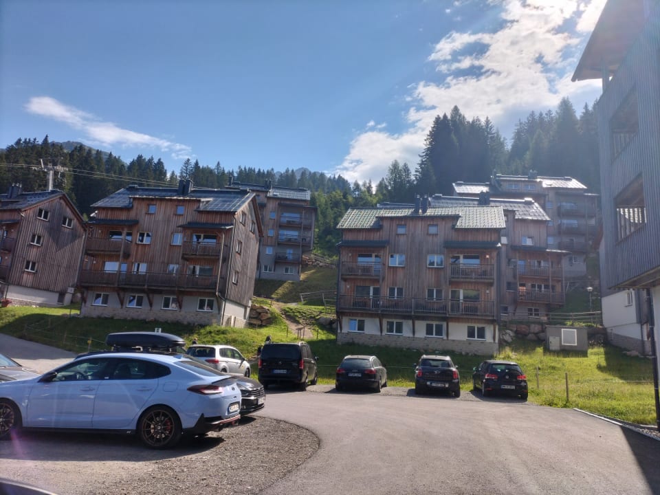 Außenansicht Almhotel Kärnten