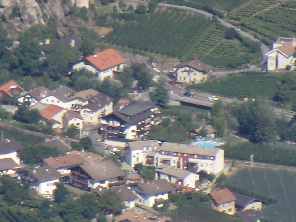 Blick auf das Hotel von oben Hotel Bauhof