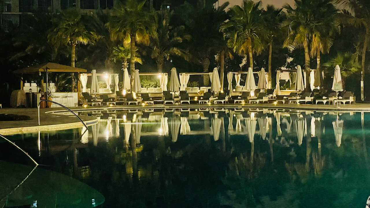Pool Waldorf Astoria Dubai Palm Jumeirah