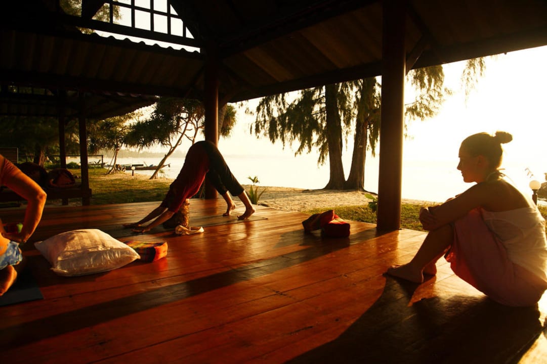 Yoga in sunset Viva Vacation Resort