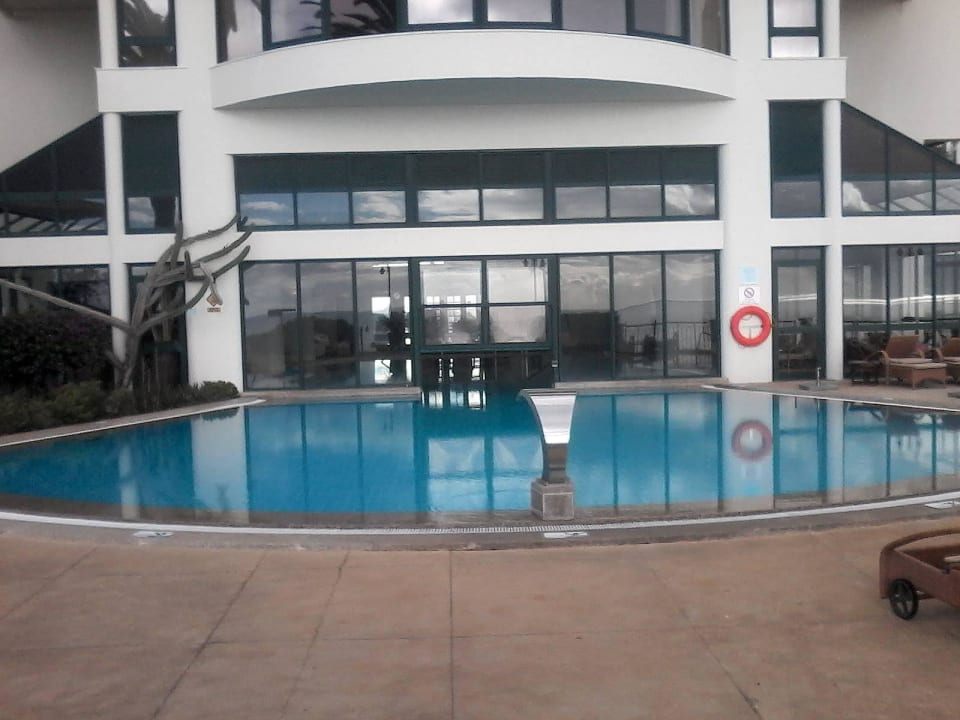 The Cliff Bay Pool außen/innen Hotel The Cliff Bay (PortoBay)