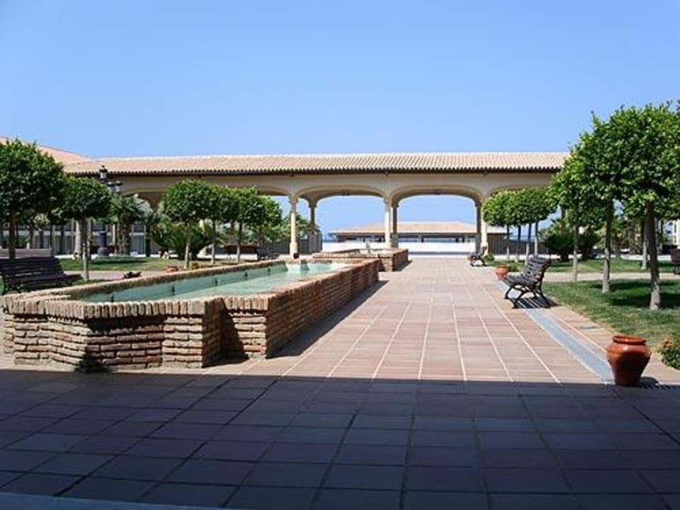 Innenhof Iberostar Selection Andalucía Playa