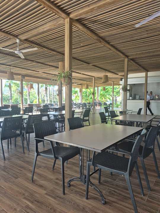 Strand Hotel Süral Resort