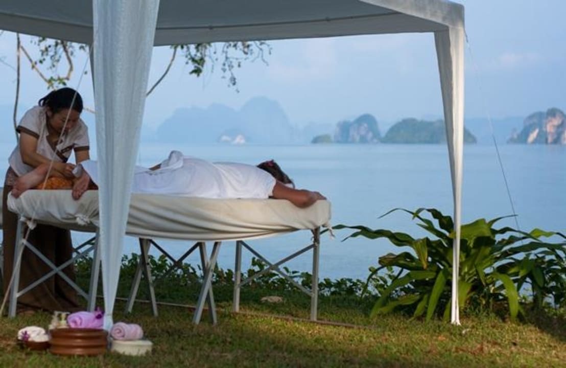 Outdoor Massage Hotel Koyao Island Resort