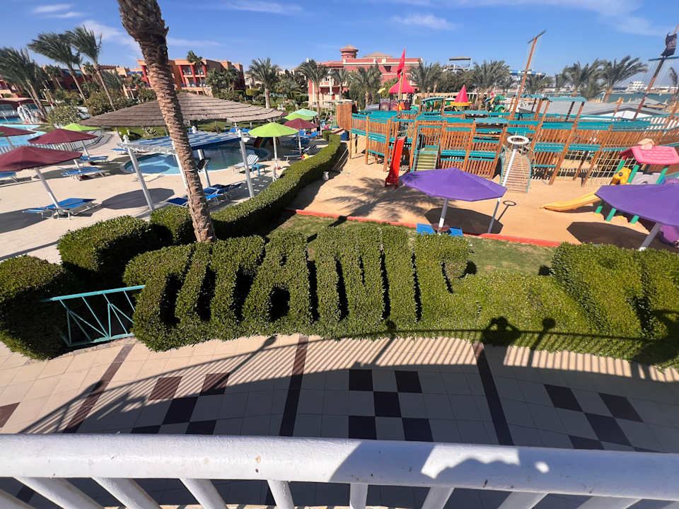 Gartenanlage Hotel Titanic Palace