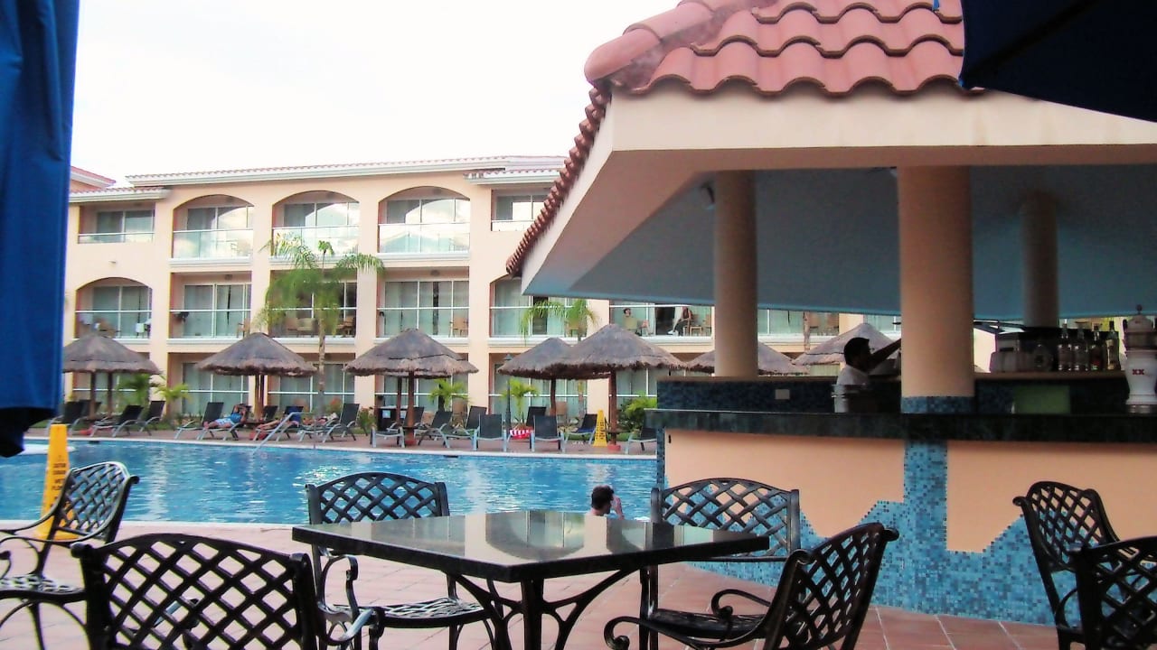 Barbereich beim Haus 9 Sandos Playacar Select Club Adults only - All Inclusive