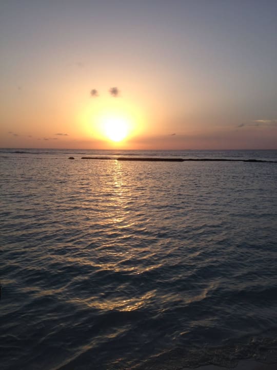 Sonnenuntergang Kuredu Island Resort & Spa