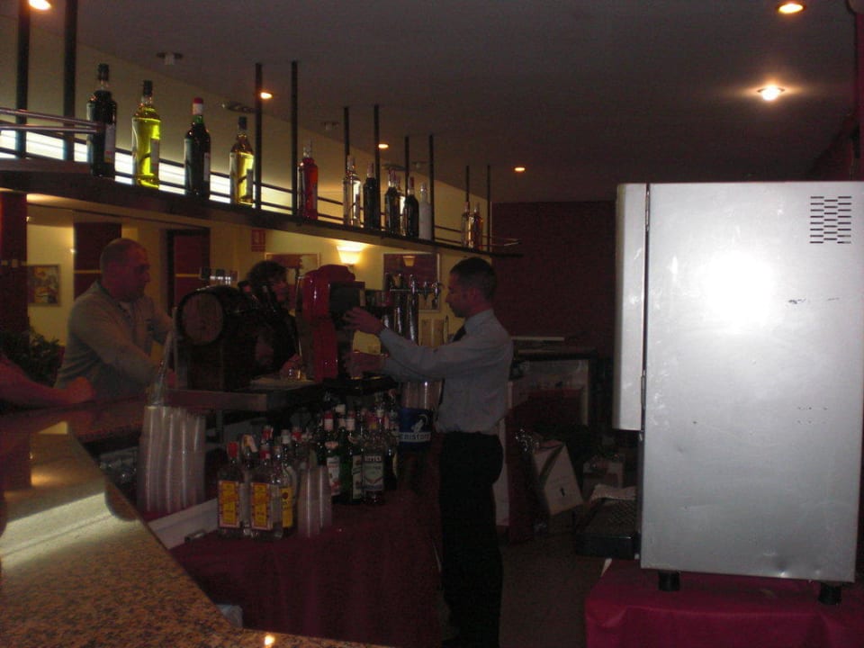 Schlange an der Bar MLL Palma Bay Club Resort
