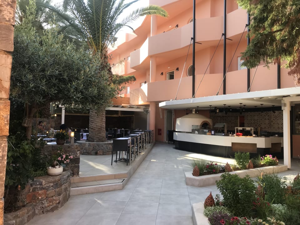 Gastro High Beach Resort