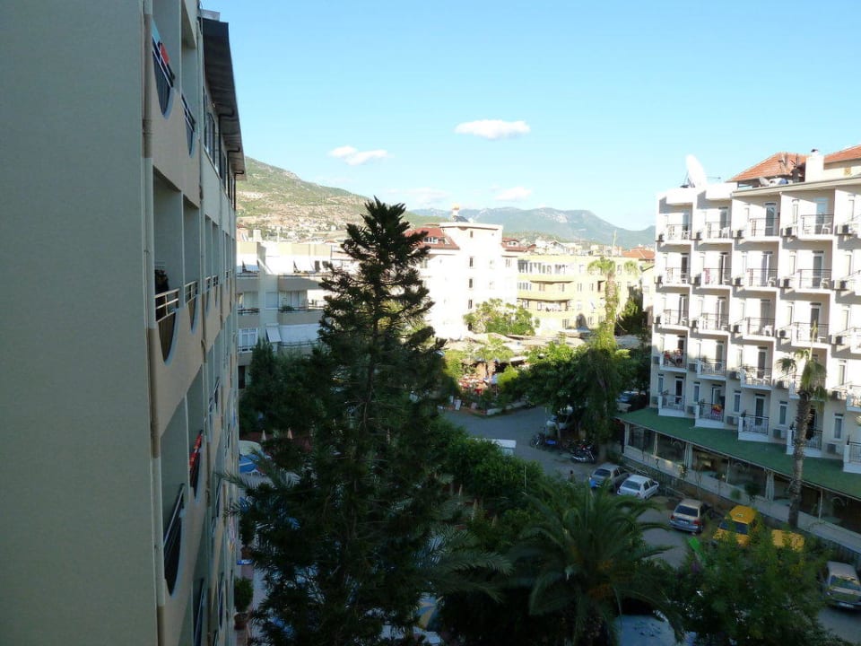 Von unserem Zimmer Gardenia Hotel