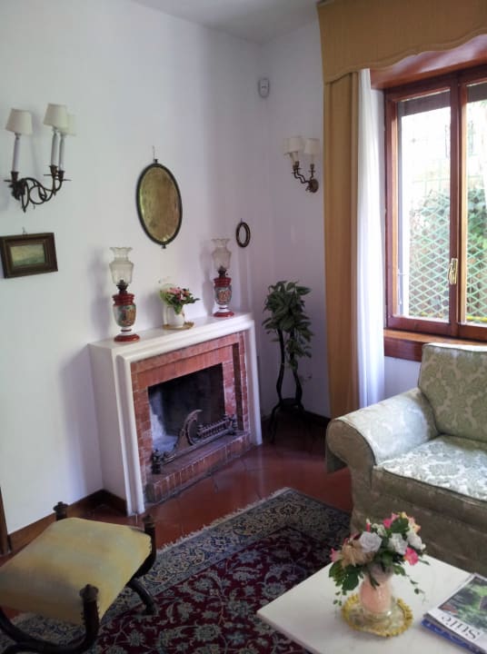 Gemütliche Lobby Hotel La Villarosa Terme