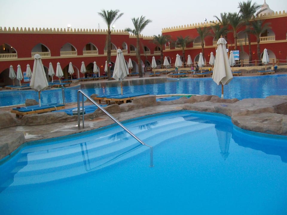 Alf Leila Wa Leila - Hotel Fantasia 1001 nocy Pickalbatros Alf Leila Wa Leila Resort - Neverland Hurghada