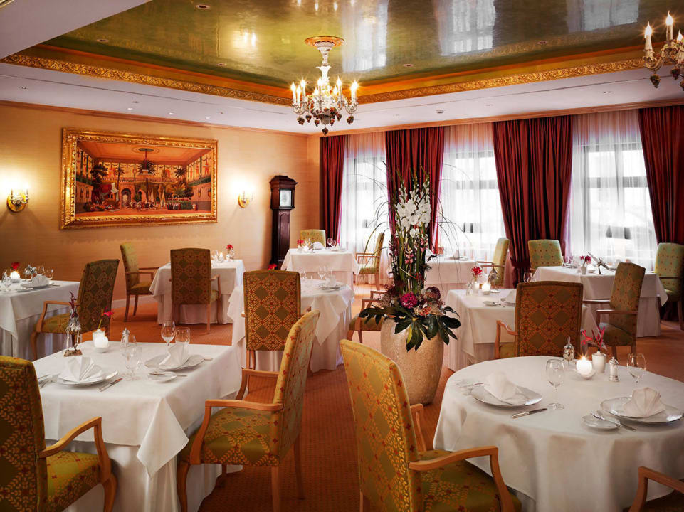 Sternerestaurant Caroussel im Bülow Palais Relais & Châteaux Hotel Bülow Palais