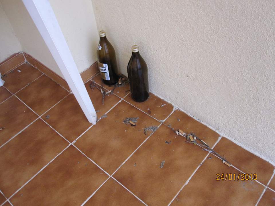 Vormieterparty auf Terrasse Bei Juan Playa Blanca