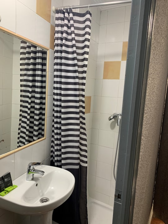 Zimmer Hostal Alcobia