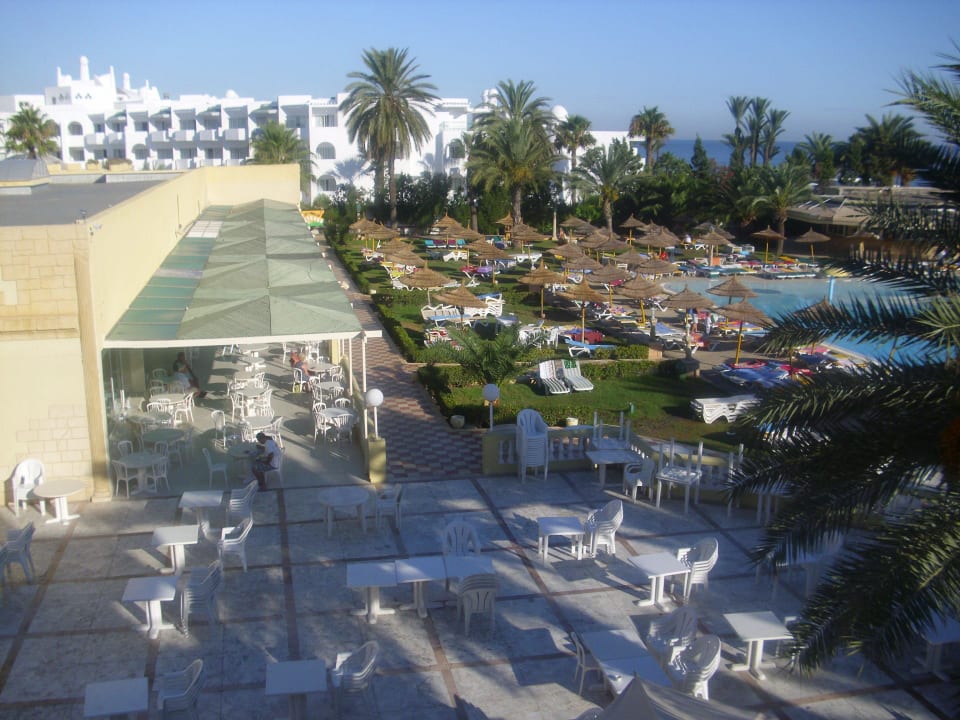 Terrasse vor dem Speisesal Houda Golf & Beach Club