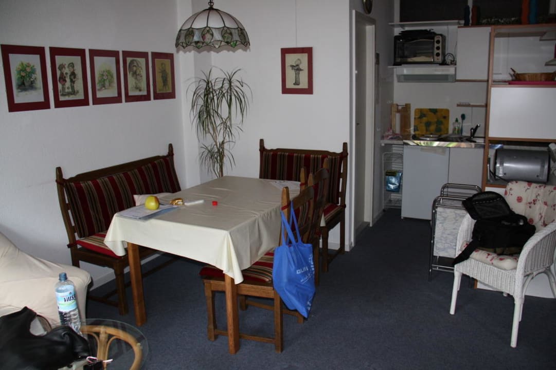 Küche-Esszimmer-Eingang Ferienwohnung Röwer