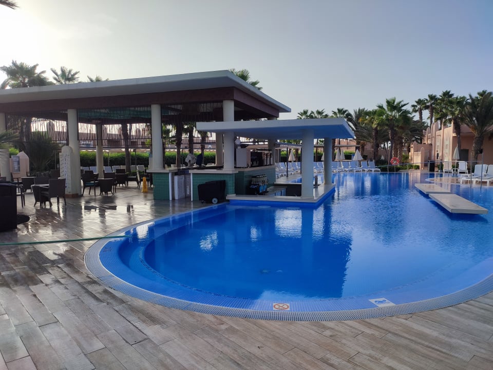 Pool Hotel Riu Cabo Verde