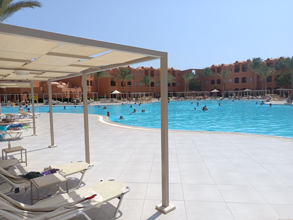 Pool Jaz Makadi Oasis Resort