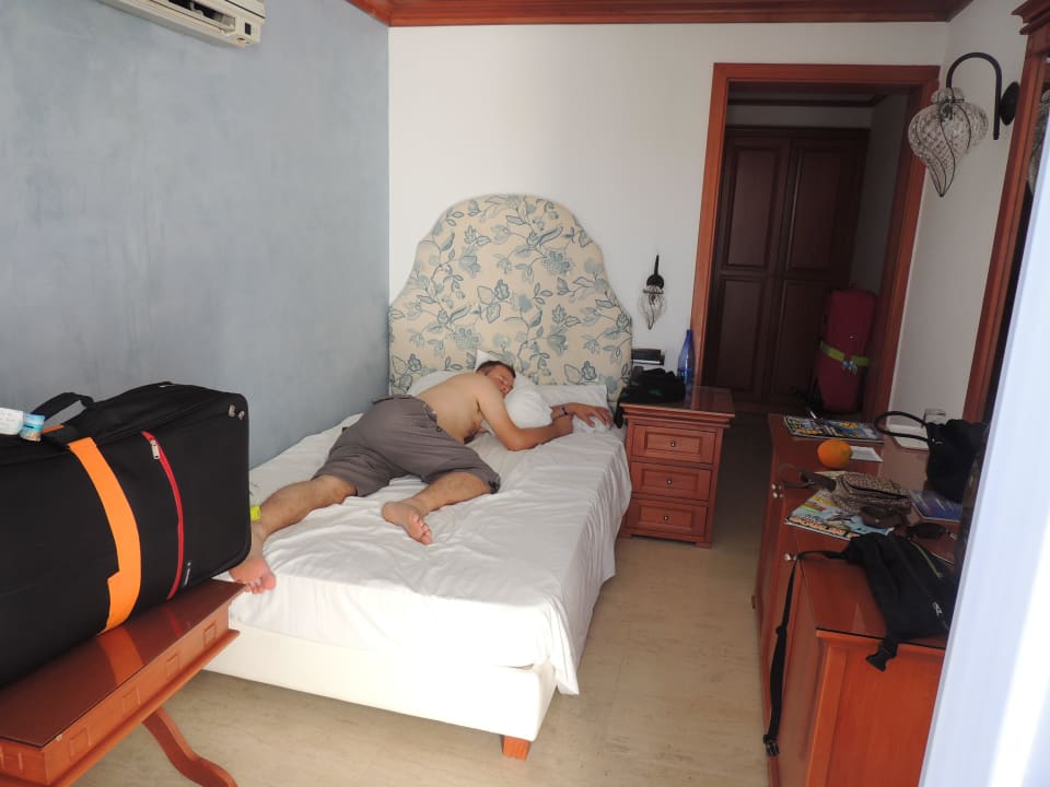 Doppelzimmer Standart zu klein Hotel Serita Beach