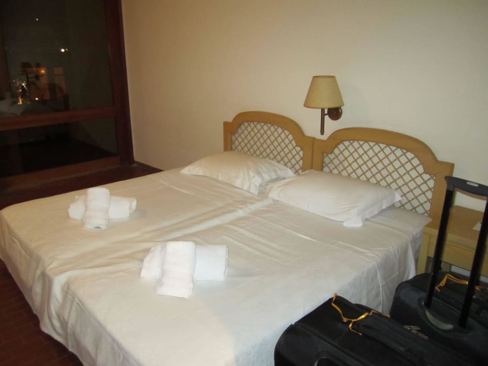 Sparzimmer Kernos Beach Hotel & Bungalows