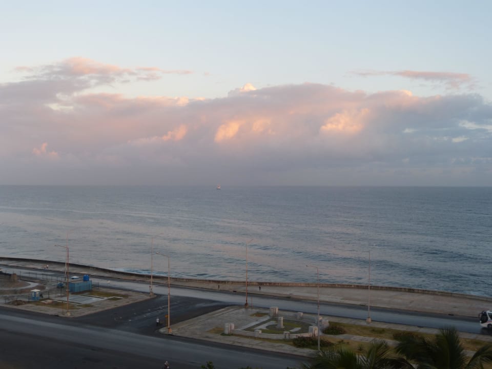 Aus unserem Eckzimmer Hotel Nacional De Cuba