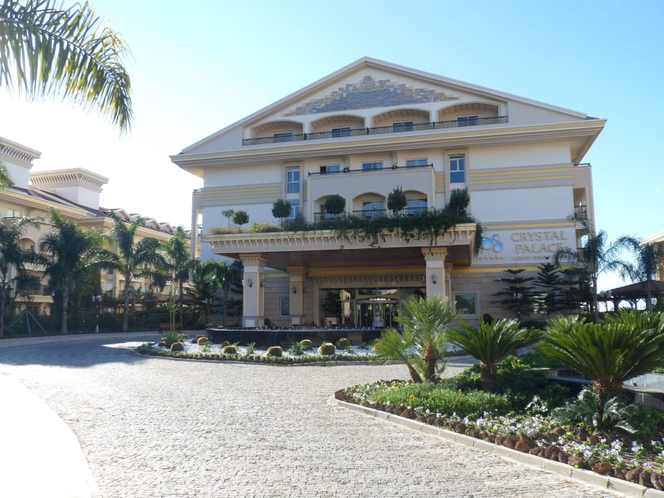 Zufahrt zum Haupteingang Diamond Excellence Resort & Spa