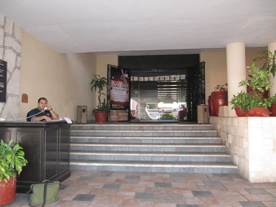 Eingang zum Hotel Gamma by Fiesta Inn Mérida El Castellano