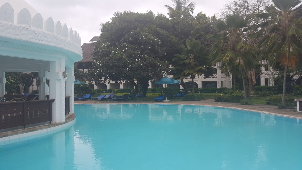 Poolanlage Hotel Southern Palms Beach Resort