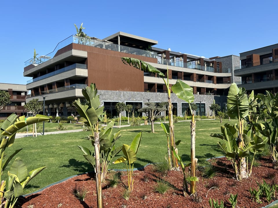 Außenansicht Jacaranda Luxury Resort