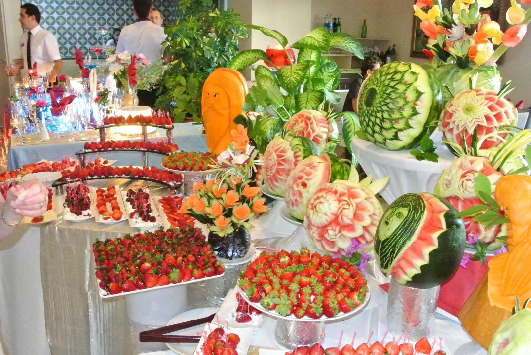 Erdbeersaison Melas Resort Hotel