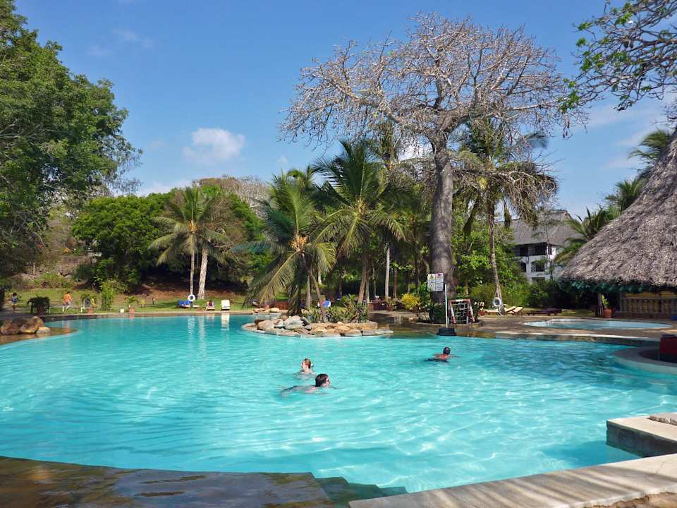 Der schön angelegte und saubere Pool Hotel Papillon Lagoon Reef