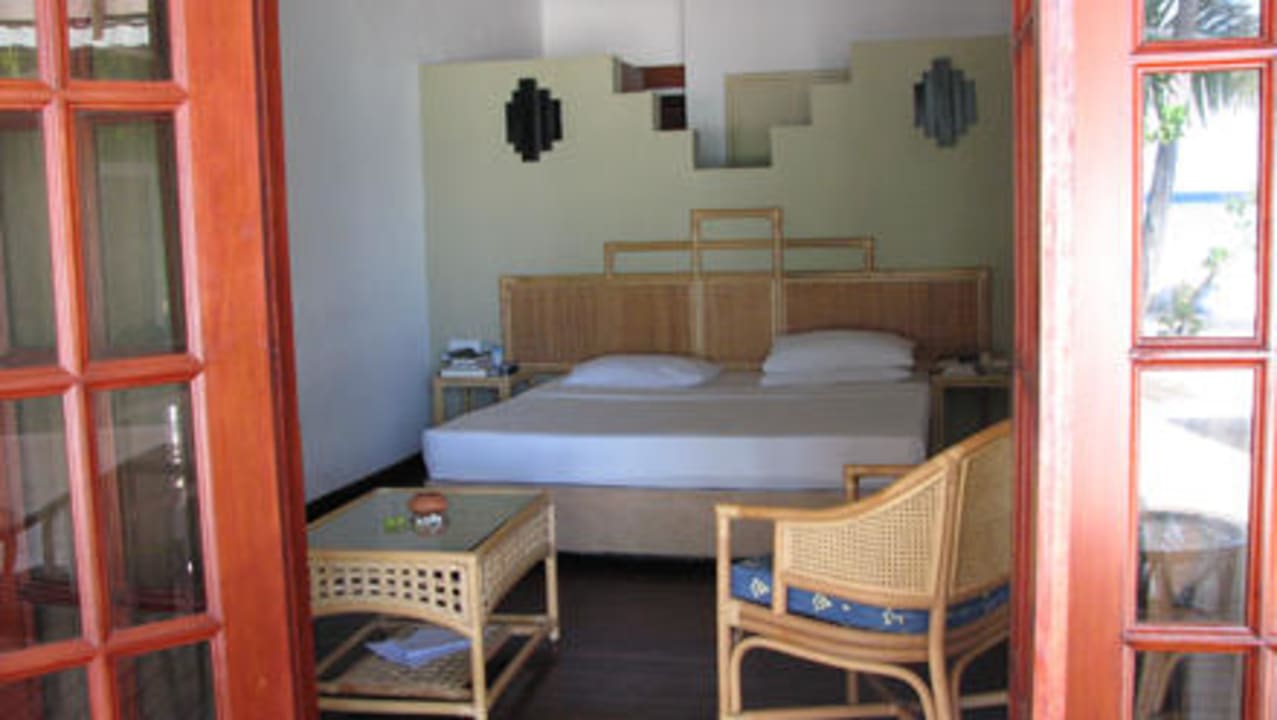 Blick in unser Bungalow Adaaran Select Meedhupparu Island Resort - Premium All Inclusive