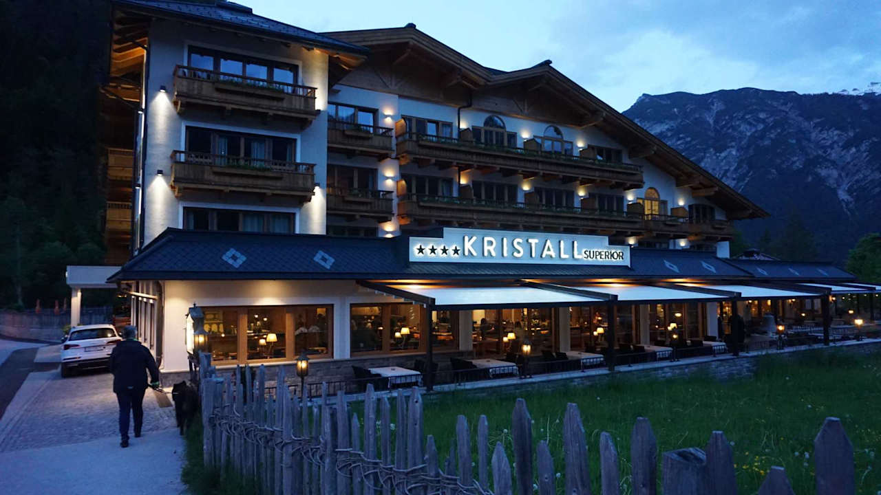 Außenansicht Verwöhnhotel Kristall