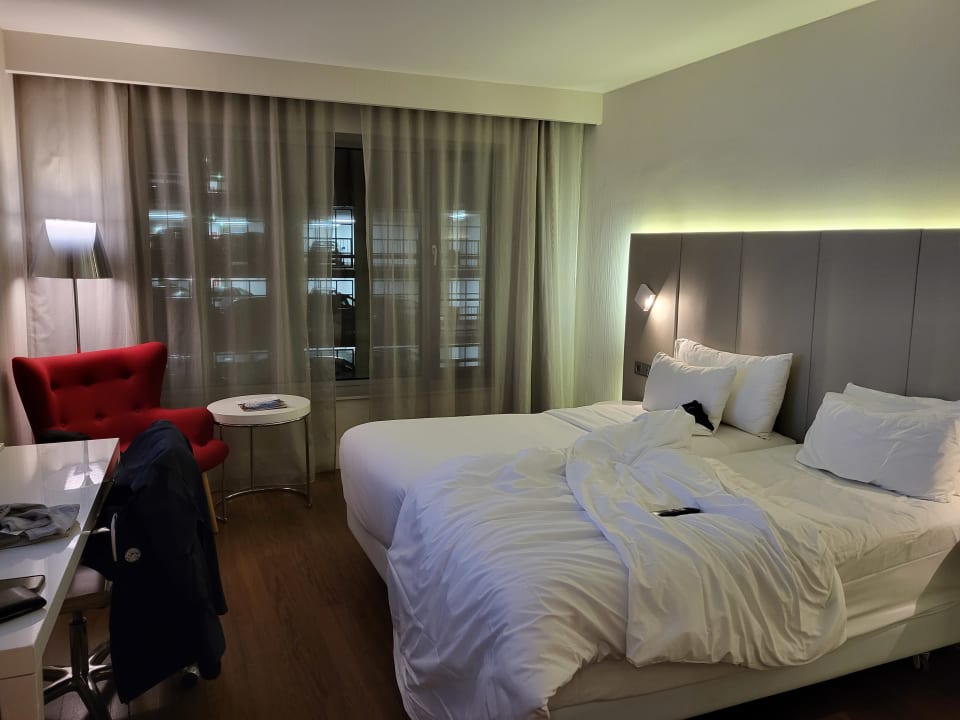 Zimmer Avani Frankfurt City