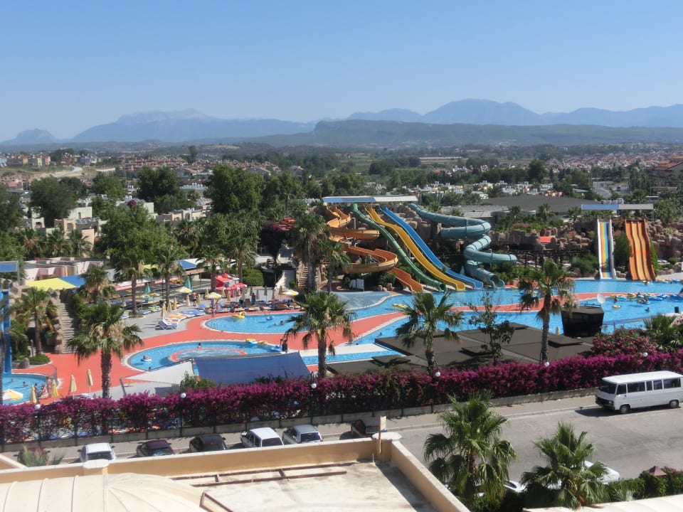 Aqua Park Bella Resort & Spa