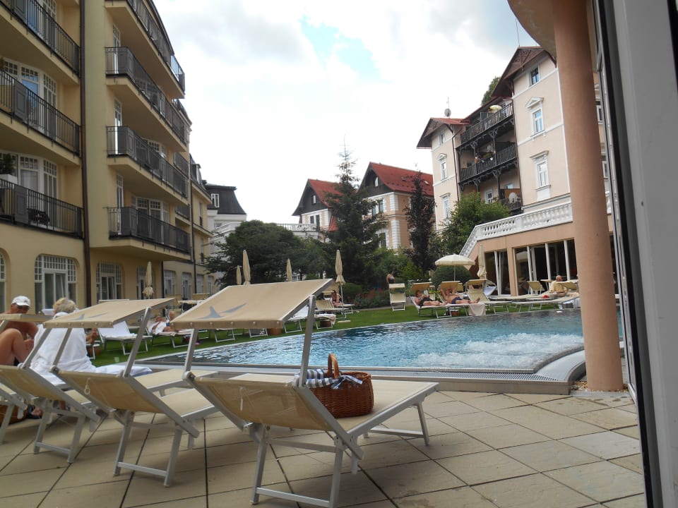 Pool Falkensteiner Spa Resort Marienbad