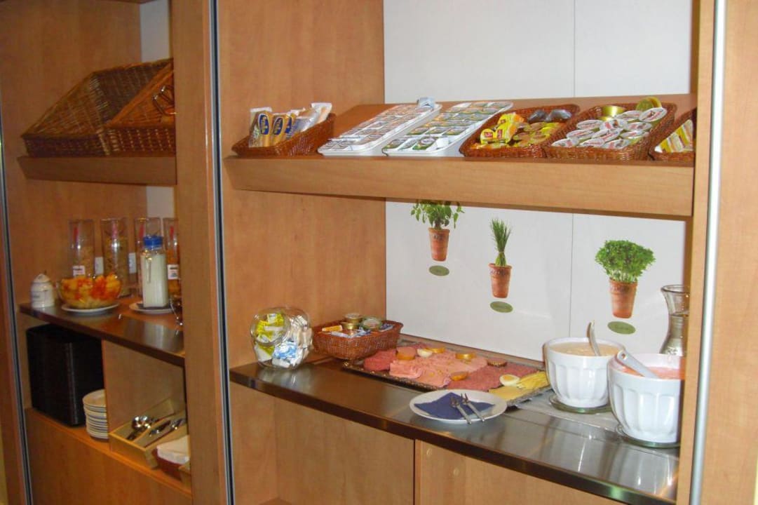 Frühstück B&B Hotel Berlin Genshagen-Süd