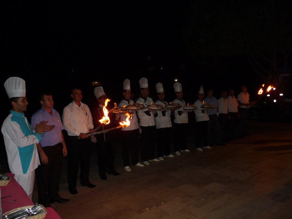 Türkischer Abend Club Turtas Beach Hotel