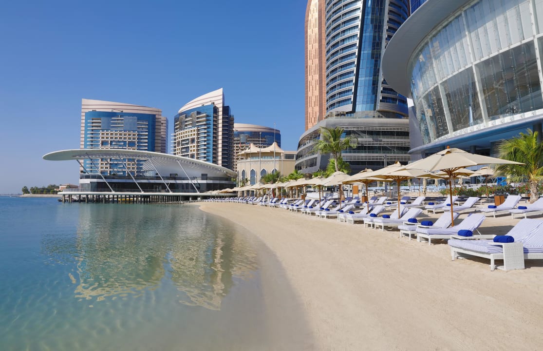 Strand Conrad Abu Dhabi Etihad Towers