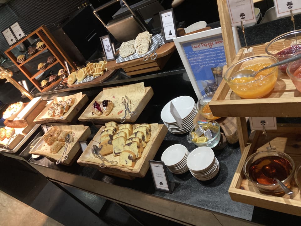 Gastro DoubleTree by Hilton Hotel Sukhumvit Bangkok